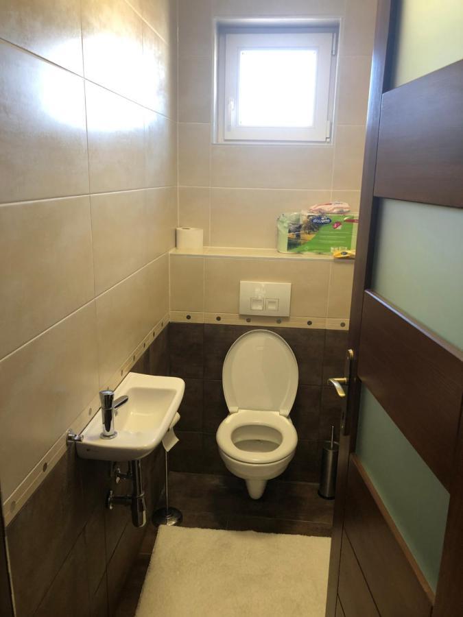 Galeria Apartmanhaz Keszthely Buitenkant foto