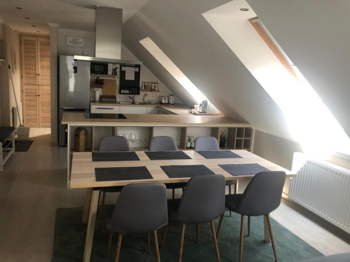 Galeria Apartmanhaz Keszthely Buitenkant foto