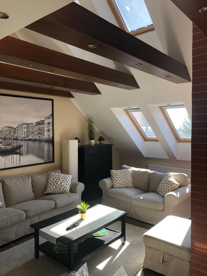 Galeria Apartmanhaz Keszthely Buitenkant foto