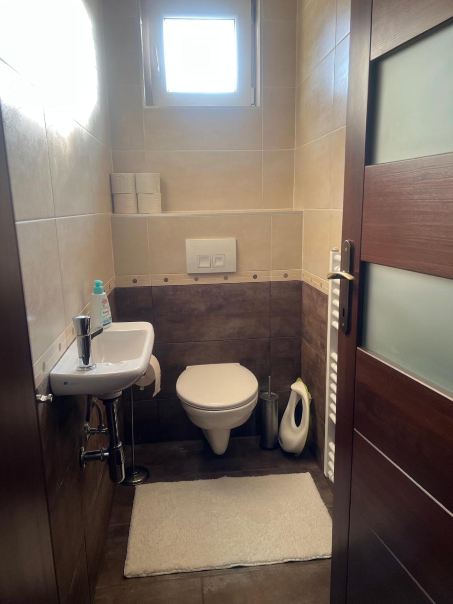 Galeria Apartmanhaz Keszthely Buitenkant foto